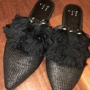 Target size 6 Mules